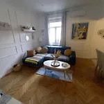아파트 Beti 오파티아
